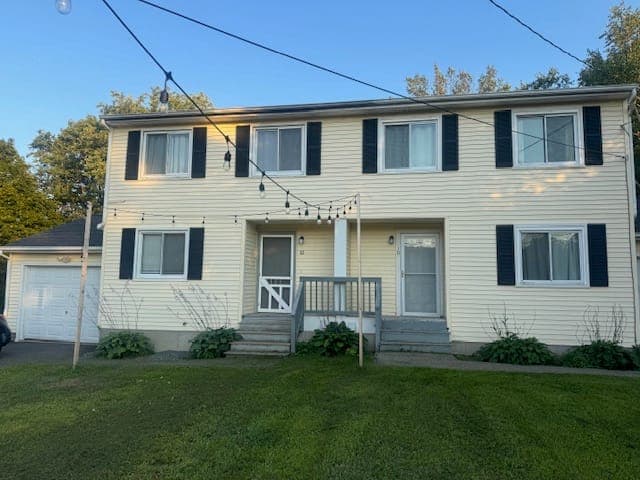 12 Coe Drive, Durham NH — photo 1